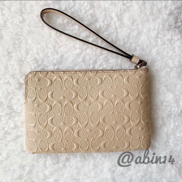 Coach Embossed Patent Leather Wristlet Clutch - Picture 6 of 6